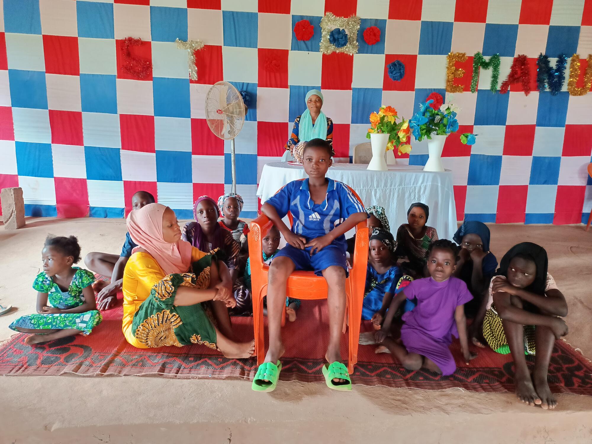 Entrainement sur le sketch biblique avec les enfants de l'eglise Sainte Emmanuel d'Igolo